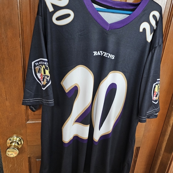 SIGNED ED REED JERSEY(READ DESCRIPTION FOR ALL DETAILS) - Picture 6 of 12
